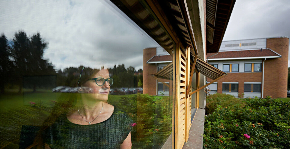 TAPER: Hvis vi ikke får regnskapet til å gå opp, blir vi nødt til å legge om praksis. Det er ikke ålreit, sier klinikkleder Kathinka Meirik. Hun vurderer nå å kalle inn pasienter unødvendig over flere dager for ikke å tape penger, slik at tilbudet til andre pasienter kan opprettholdes. Foto: FOTO: Marius Langfjord/TRØNDER-AVISA
