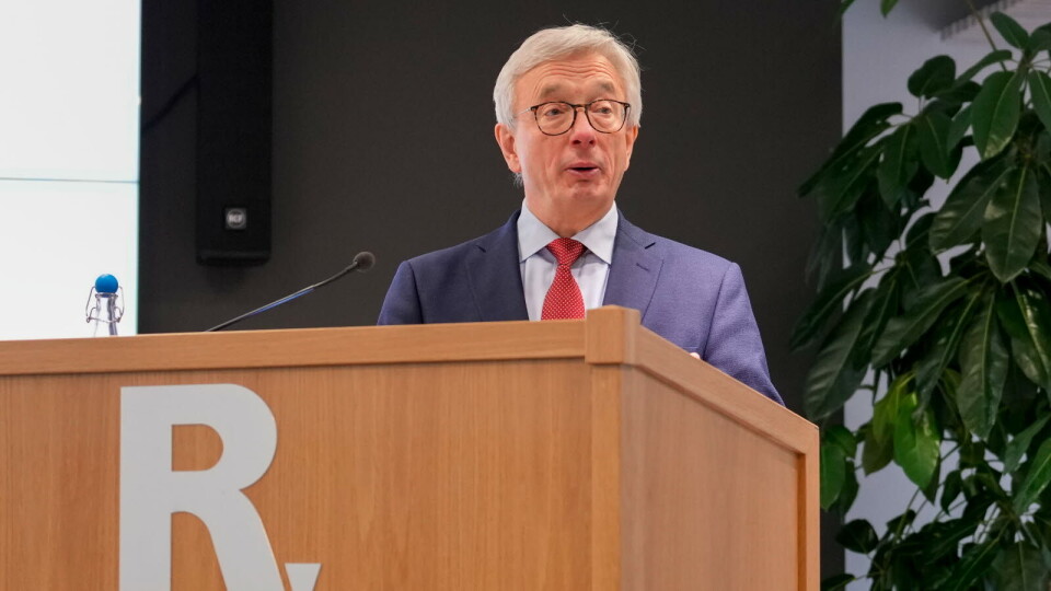 KRITIKK: – Det er stor sannsynlighet for at helsemyndighetene ikke avdekker alvorlige feilutbetalinger. Det er sterkt kritikkverdig, sier riksrevisor Karl Eirik Schjøtt-Pedersen. Foto: Javad Parsa / NTB Foto: KRITIKK: – Det er stor sannsynlighet for at helsemyndighetene ikke avdekker alvorlige feilutbetalinger. Det er sterkt kritikkverdig, sier riksrevisor Karl Eirik Schjøtt-Pedersen. Foto: Javad Parsa / NTB Foto: