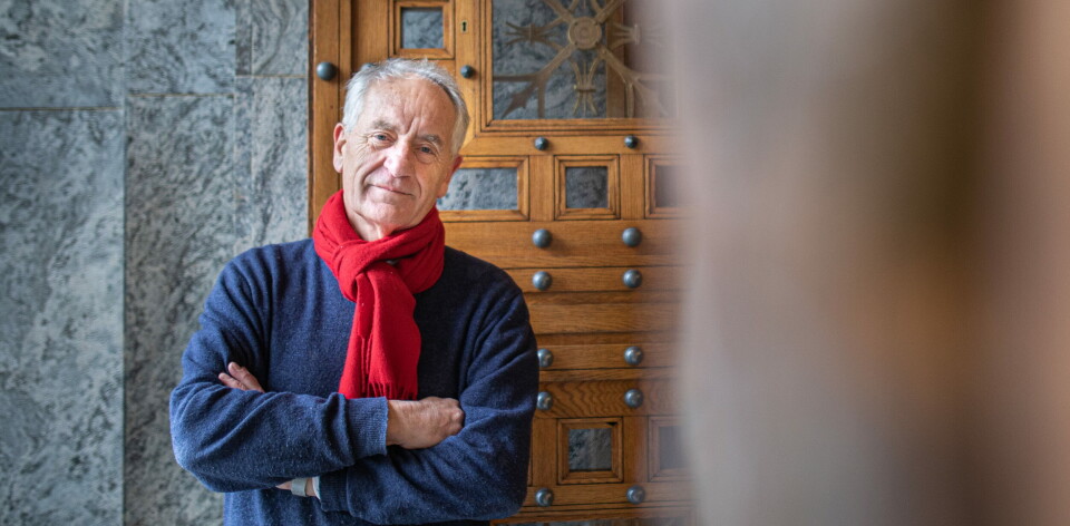 GÅR HARDT UT: Rune Slagstad mener sykehusplanleggingen i Oslo har vært utenfor demokratisk kontroll. I en ny bok går han hardt ut mot blant andre styreleder Svein Gjedrem i Helse Sør-Øst. Foto: Siri Øverland Eriksen