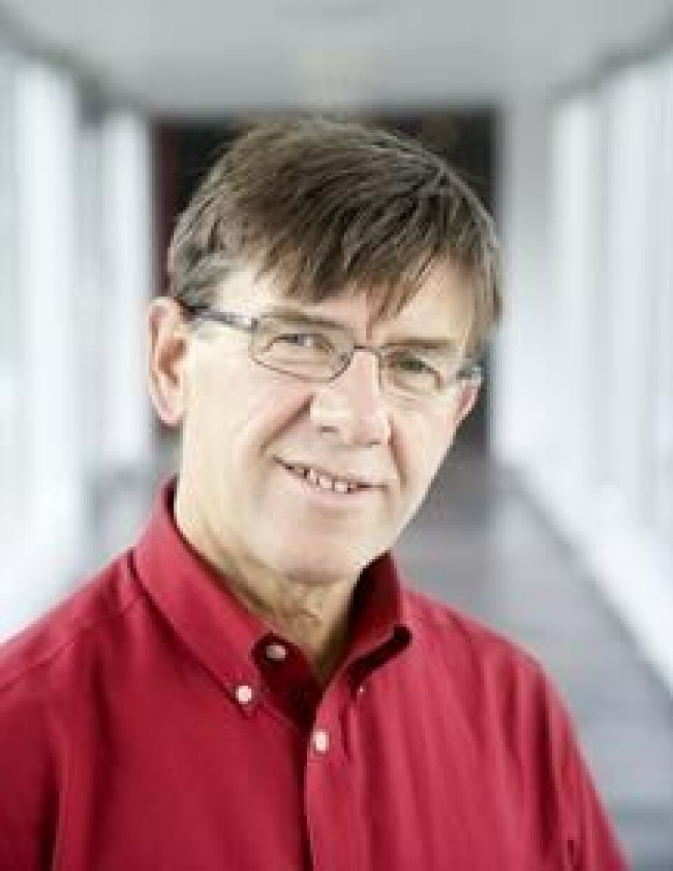 INGEN KONKLUSJON: – Det er viktig å understreke at NAFKAMs register er basert på frivillig registrering, og ikke er egnet til å fastslå klinisk effekt av verken LP eller andre behandlinger, sier Vinjar Fønnebø, professor i forebyggende medisin ved Universitetet i Tromsø, og direktør for Nasjonalt Forskningssenter innen Komplementær og Alternativ Medisin (NAFKAM).
Foto: NAFKAM