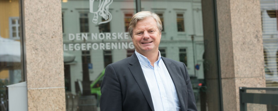 NY TAKST: Leder for Allmennlegeforeningen, Tom Ole Øren, sier samhandlingstaksten er etterlengtet. Han tror den vil oppmuntre til mer dialog med spesialisthelsetjenesten. Foto: Per Corneliussen NY TAKST: Leder for Allmennlegeforeningen, Tom Ole Øren, sier samhandlingstaksten er etterlengtet. Han tror den vil oppmuntre til mer dialog med spesialisthelsetjenesten. Foto: Per Corneliussen
