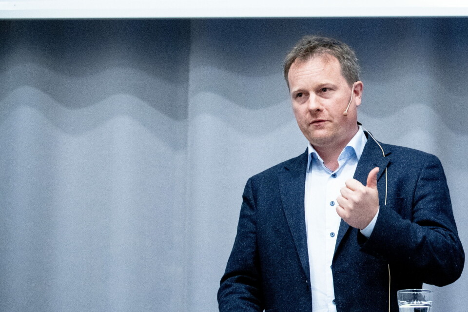 «FØLGER OPP VEDTAK»: – Det er Stortinget som har myndigheten til å avgjøre hvilke grupper som skal ha autorisasjon. Helse- og omsorgsdepartementet følger opp de vedtakene Stortinget treffer, sier statssekretær Ole Henrik Krat Bjørkholt i Helse- og omsorgsdepartementet. Foto: Vidar Sandnes Foto: «FØLGER OPP VEDTAK»: – Det er Stortinget som har myndigheten til å avgjøre hvilke grupper som skal ha autorisasjon. Helse- og omsorgsdepartementet følger opp de vedtakene Stortinget treffer, sier statssekretær Ole Henrik Krat Bjørkholt i Helse- og omsorgsdepartementet. Foto: Vidar Sandnes Foto: