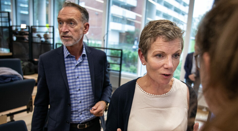 TRAPPER OPP: Legeforeningen, ved president Marit Hermansen (t.h.) varsler opptrapping av legestreiken. Foreningen er i konflikt med KS, her ved områdedirektør Tor Arne Gangsø (t.v.). Foto: Vidar Sandnes TRAPPER OPP: Legeforeningen, ved president Marit Hermansen (t.h.) varsler opptrapping av legestreiken. Foreningen er i konflikt med KS, her ved områdedirektør Tor Arne Gangsø (t.v.). Foto: Vidar Sandnes