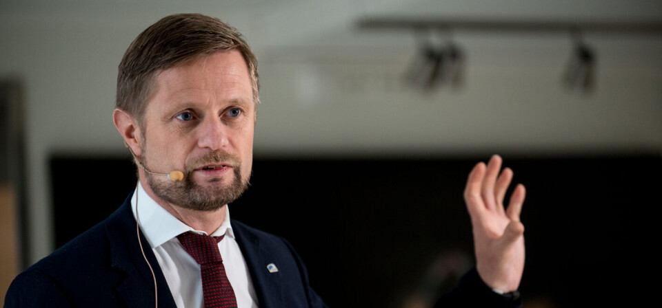 HAR BESTEMT SEG: Selv om Arianson-utvalget og nesten samtlige høringsinstanser er negative til undersøkelseskommisjon i helsevesenet, skal helseminister Bent Høie (H) opprette den likevel. Foto: Arkivfoto HAR BESTEMT SEG: Selv om Arianson-utvalget og nesten samtlige høringsinstanser er negative til undersøkelseskommisjon i helsevesenet, skal helseminister Bent Høie (H) opprette den likevel. Foto: Arkivfoto