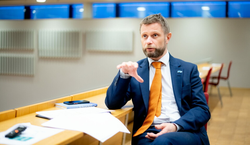 SATSER PÅ KLINISKE STUDIER: – Det er ingen tvil om at pandemien har hjulpet oss; at vi får denne satsingen – for regjeringen handler det om å komme styrket ut av pandemien. Her ligger grunnlag for å skape nye lønnsomme arbeidsplasser i Norge, sir helseminister Bent Høie (H) til Dagens Medisin. Foto: Vidar Sandnes SATSER PÅ KLINISKE STUDIER: – Det er ingen tvil om at pandemien har hjulpet oss; at vi får denne satsingen – for regjeringen handler det om å komme styrket ut av pandemien. Her ligger grunnlag for å skape nye lønnsomme arbeidsplasser i Norge, sir helseminister Bent Høie (H) til Dagens Medisin. Foto: Vidar Sandnes