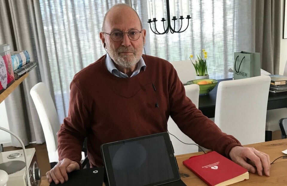 DUGNAD: Professor emeritus Dag Steinar Thelle og nærmere 80 andre frivillige bemanner Frivillighetens koronalinje. Foto: privat