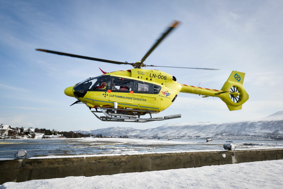 FÅ OPPDRAG: Luftambulansetjenesten utfører 2,5 prosent av det totale antall ambulanseoppdrag i Norge, men er likevel et viktig bidrag til totalberedskapen.  Foto: Universitetssykehuset i Nord-Norge
