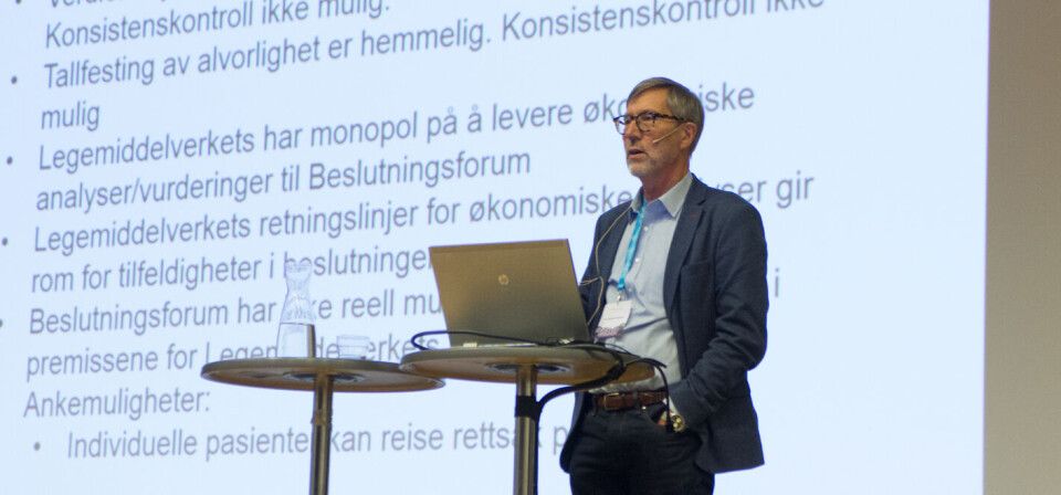 KRITISK: – Industrien deler mine oppfatninger, men få vil snakke om det offentlig fordi de er redd for å bli upopulære og svartelistet hos SLV, sier Ivar Sønbø Kristiansen, fotografert under et møte i Onkologisk forum i fjor. Arkivfoto: Lasse Moe Foto: