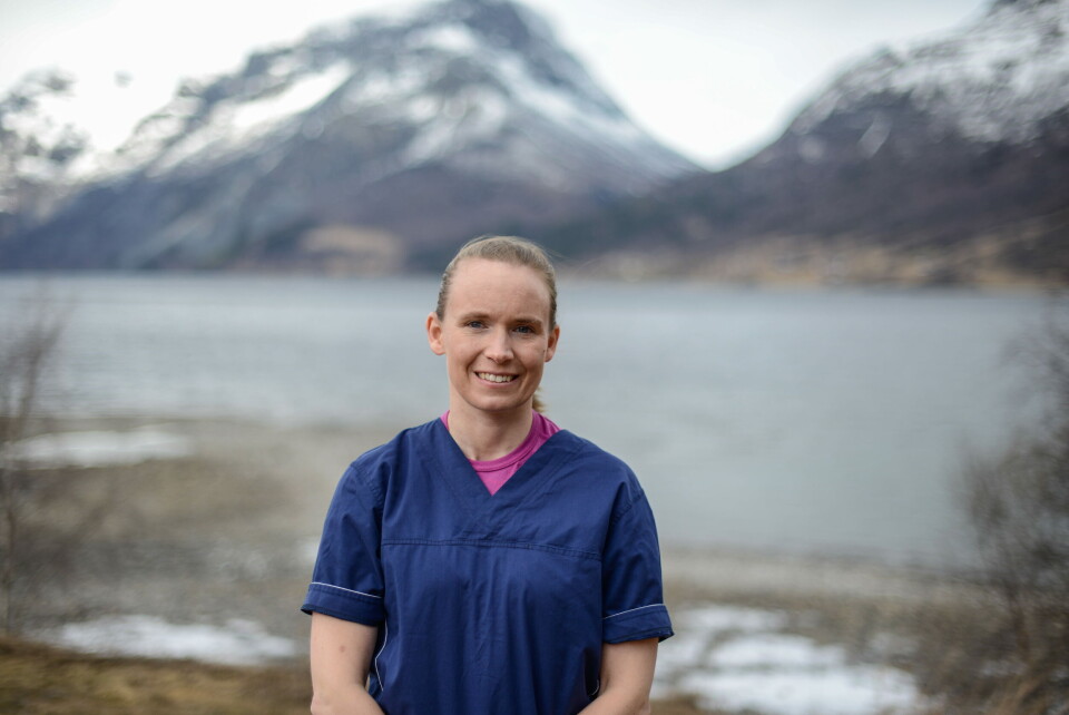 LEGEDUGNAD: Norske kommuneoverleger har jobbet mye overtid, også uregistrert og til dels forventet dugnadsinnsats, ifølge en kartlegging fra Helsedirektoratet. Dette er noe som kommuneoverlege Marit Tuv i Vang kommune kjenner seg godt igjen i. Foto: Hallgrim Rogn LEGEDUGNAD: Norske kommuneoverleger har jobbet mye overtid, også uregistrert og til dels forventet dugnadsinnsats, ifølge en kartlegging fra Helsedirektoratet. Dette er noe som kommuneoverlege Marit Tuv i Vang kommune kjenner seg godt igjen i. Foto: Hallgrim Rogn