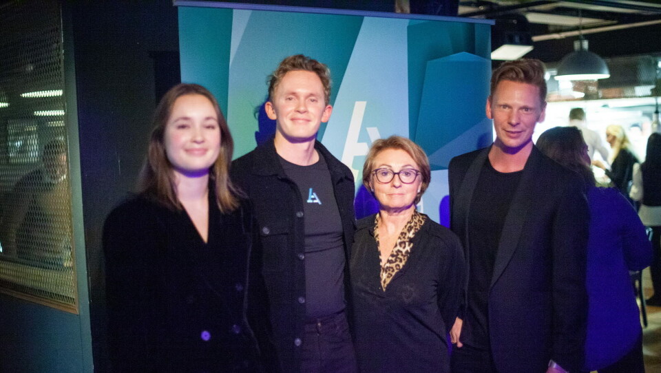 NYTT SELSKAP: Fra venstre: Simone Mester (CEO), Torleif Tollefsrud Gjølberg (CSO), styremedlem Inger Sandlie og styreleder Jan Terje Andersen utgjør Authera, et nytt norsk biotekselskap. Her avbildet under lanseringen på utestedet Røverstaden i Oslo torsdag kveld. Foto: Lars Brock Nilsen NYTT SELSKAP: Fra venstre: Simone Mester (CEO), Torleif Tollefsrud Gjølberg (CSO), styremedlem Inger Sandlie og styreleder Jan Terje Andersen utgjør Authera, et nytt norsk biotekselskap. Her avbildet under lanseringen på utestedet Røverstaden i Oslo torsdag kveld. Foto: Lars Brock Nilsen