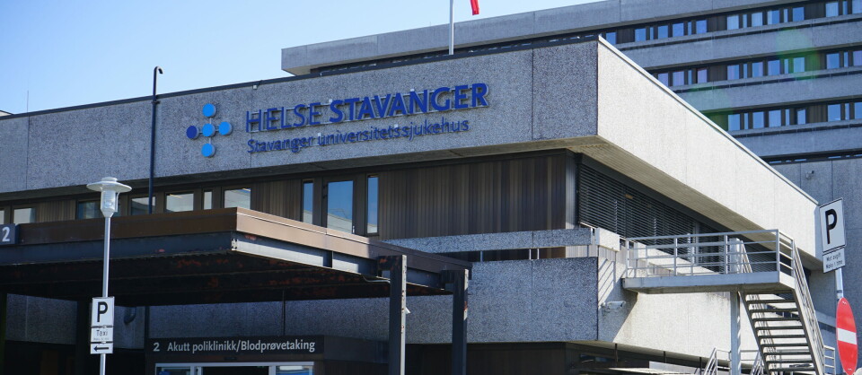 SPRENGT KAPASITET: Fulle sengeposter og sprengt kapasitet, fører til at pasienter med mindre alvorlige beinbrudd må vente hjemme, selv om de har behov for operasjon på Stavanger Universitetssykehus (SUS). Foto: Julie Kalveland SPRENGT KAPASITET: Fulle sengeposter og sprengt kapasitet, fører til at pasienter med mindre alvorlige beinbrudd må vente hjemme, selv om de har behov for operasjon på Stavanger Universitetssykehus (SUS). Foto: Julie Kalveland
