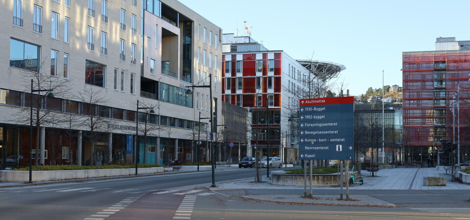 BLI HJEMME: Ansatte ved sykehuset skal holde seg hjemme ved sykdom og nyoppståtte luftveissymptomer, opplyser St. Olavs hospital. Foto: Julie Kalveland