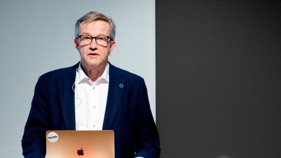 BREDERE POPULASJON: – Dette er første gang det har blitt gjort en primær nyrestudie med SGLT2-hemmer på personer med GFR helt nede i 20. Dataene fra denne studien bekrefter tallene fra DAPA-CKD-studien med dapagliflozin, som inkluderte pasienter med GFR mellom 25 og 75, sier OUS-overlege Trond Geir Jenssen om EMPA-KIDNEY-studien. Foto: Vidar Sandnes BREDERE POPULASJON: – Dette er første gang det har blitt gjort en primær nyrestudie med SGLT2-hemmer på personer med GFR helt nede i 20. Dataene fra denne studien bekrefter tallene fra DAPA-CKD-studien med dapagliflozin, som inkluderte pasienter med GFR mellom 25 og 75, sier OUS-overlege Trond Geir Jenssen om EMPA-KIDNEY-studien. Foto: Vidar Sandnes