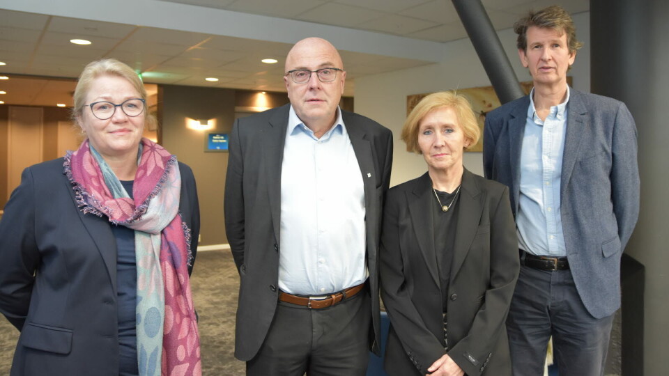 BESLUTNINGSFORUM: Fra venstre; Inger Cathrine Bryne (administrerende direktør i Helse Vest RHF og leder av Beslutningsforum), Stig A. Slørdahl (administrerende direktør i Helse Midt-Norge RHF), Hilde Rolandsen (fungerende administrerende direktør Helse Nord RHF) og Terje Rootwelt (administrerende direktør i Helse Sør-Øst RHF). Foto: Michael Chr. A. Simonsen BESLUTNINGSFORUM: Fra venstre; Inger Cathrine Bryne (administrerende direktør i Helse Vest RHF og leder av Beslutningsforum), Stig A. Slørdahl (administrerende direktør i Helse Midt-Norge RHF), Hilde Rolandsen (fungerende administrerende direktør Helse Nord RHF) og Terje Rootwelt (administrerende direktør i Helse Sør-Øst RHF). Foto: Michael Chr. A. Simonsen