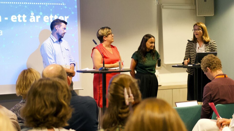 PANELET: Fra venstre; Einar Andreassen (SLV), Hege Edvardsen (LMI), Seher Aydar (Rødt), og Anne Hege Aamodt, nevrolog ved OUS. Foto: Julie Kalveland PANELET: Fra venstre; Einar Andreassen (SLV), Hege Edvardsen (LMI), Seher Aydar (Rødt), og Anne Hege Aamodt, nevrolog ved OUS. Foto: Julie Kalveland