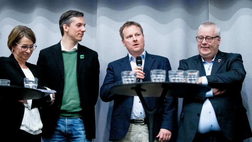 ENIGHET: Helsepolitikerne både i og utenfor regjering er enige om at noe må gjøres før krisen i fastlegeordningen får for store konsekvenser – også for sykehusene. Fra venstre: Tone W. Trøen (H), Kristoffer Robin Haug (MDG) og Ole Henrik Krat Bjørkholt (Ap). Foto: Vidar Sandnes Foto: ENIGHET: Helsepolitikerne både i og utenfor regjering er enige om at noe må gjøres før krisen i fastlegeordningen får for store konsekvenser – også for sykehusene. Fra venstre: Tone W. Trøen (H), Kristoffer Robin Haug (MDG) og Ole Henrik Krat Bjørkholt (Ap). Foto: Vidar Sandnes Foto: