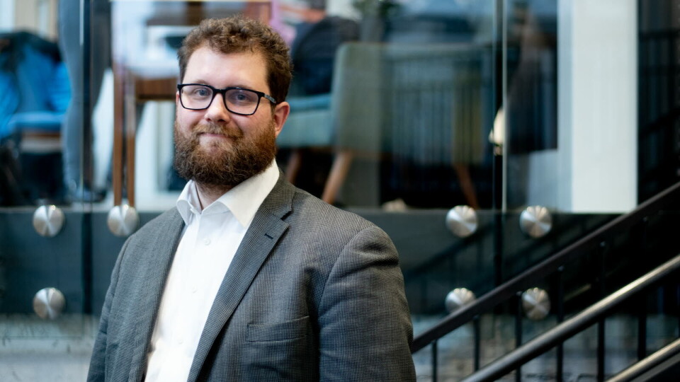 KONSEKVENSER: – Vi har bedt om å bli orientert av Luftambulansetjenesten HF om konsekvenser av en eventuell lockout, sier statssekretær Karl Kristian Bekeng (Ap). Foto: Vidar Sandnes Foto: KONSEKVENSER: – Vi har bedt om å bli orientert av Luftambulansetjenesten HF om konsekvenser av en eventuell lockout, sier statssekretær Karl Kristian Bekeng (Ap). Foto: Vidar Sandnes Foto: