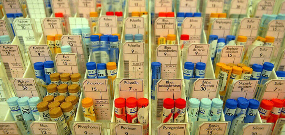 VIRKER IKKE MOT NOE: Homeopati er ikke effektiv behandling mot noen sykdommer, fastslår rapport. I Norge omsetter apotekene homeopati-midler for millioner hvert år. Foto: Illustrasjonsfoto Colourbox