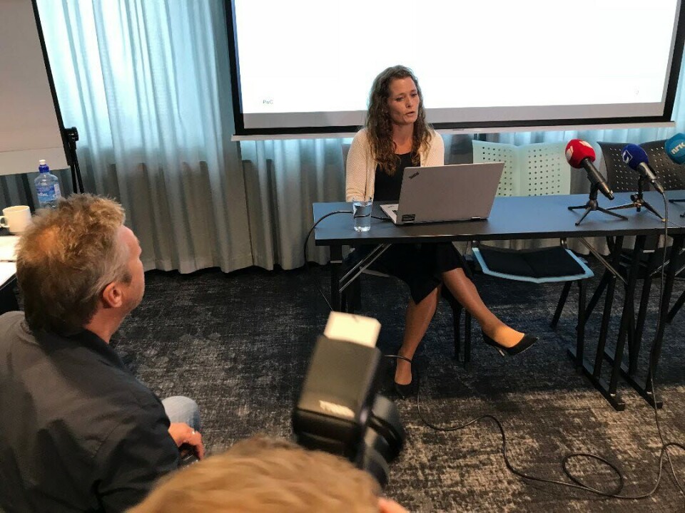 Marianne Pilgaard, advokat og gransker i PwCs granskingsenhet og advokatfirmaet PwC legger frem granskingen på en pressekonferanse i Tromsø. Foto: Jørn Normann Pedersen/Nordlys Foto: