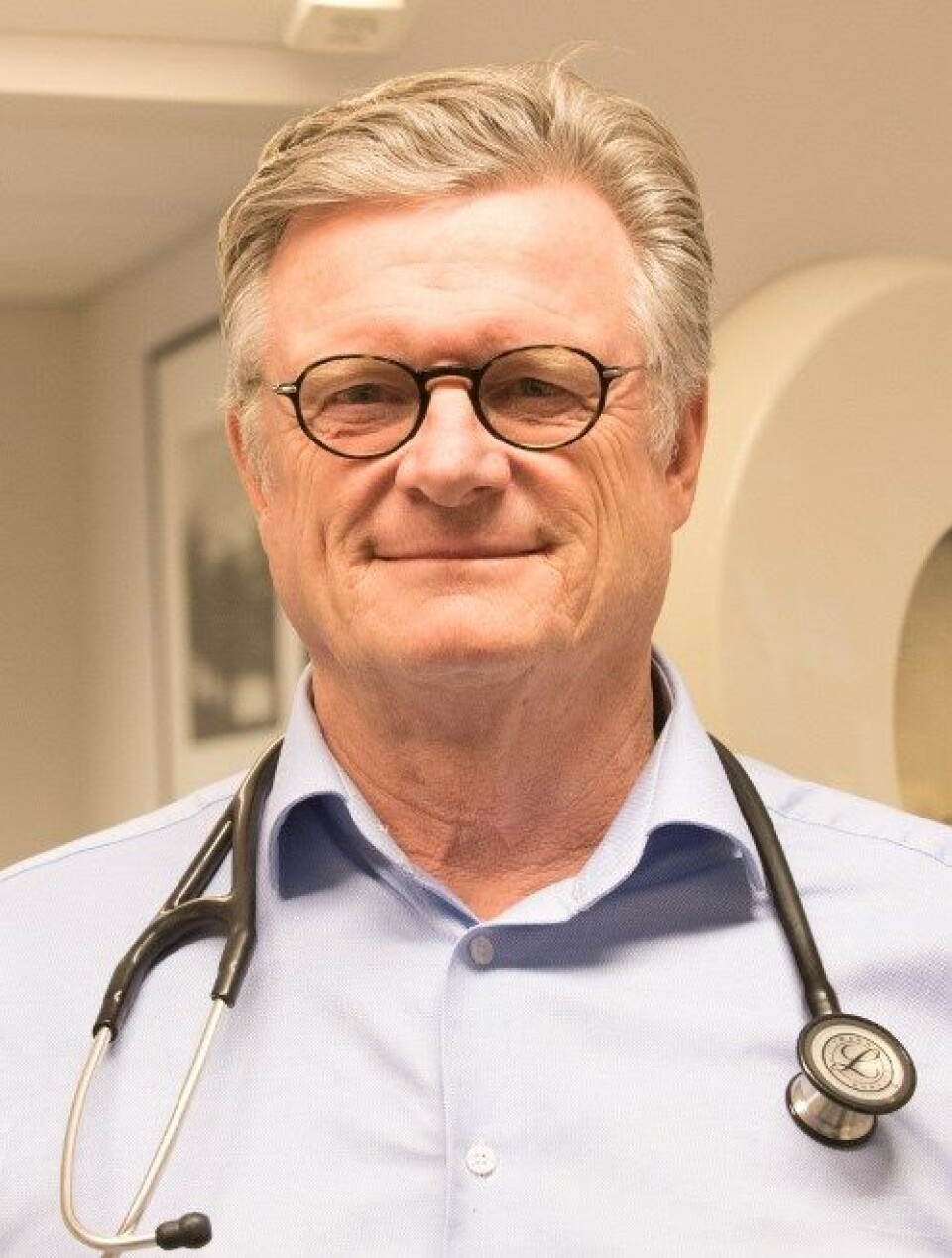 OVERBEHANDLING: – Man kunne like gjerne konkludere med at ved negativ presseomtale reduseres overbehandling, eller at ved positiv presseomtale stiger overbehandlingen, sier fastlege Gisle Roksund.