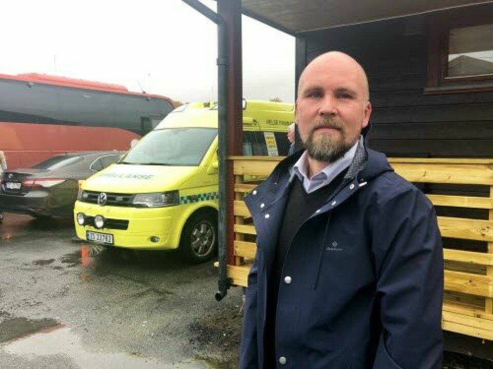 Klinkksjef for prehospitale tjenester i Finnmarkssykehuset, Jørgen Nilsen, håper ting vil løse seg. 

            
                Foto: Anne Grete Storvik