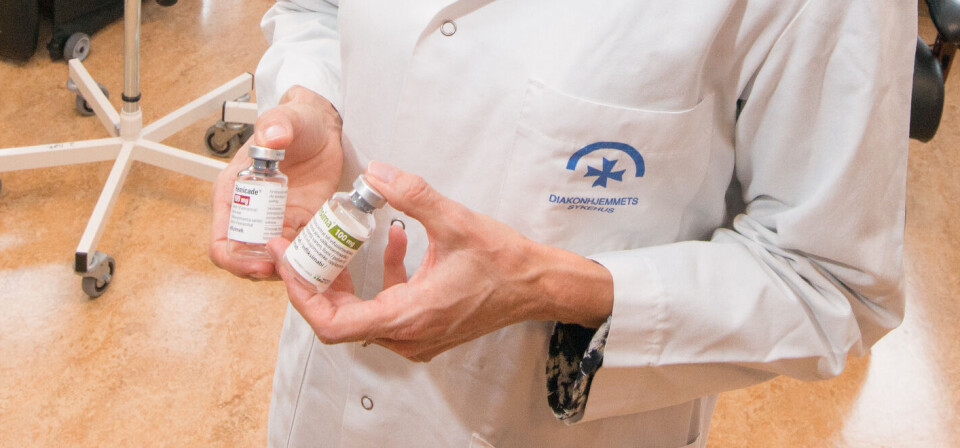 TNF-hemmere, som infliksimab, brukes i behandlingen av blant annet psoriasis, leddgikt og tarmsykdom, og er blant legemidlene med høyest omsetning i Norge. Illustrasjonsfoto Vidar Sandnes Foto: