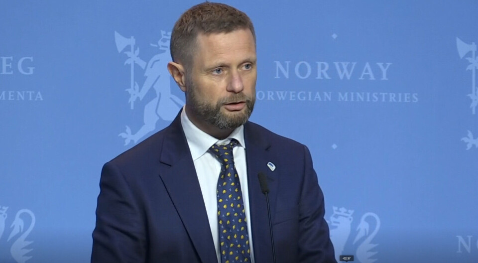 INNSPILL: – Vi ønsker både å høre om hvor skoen trykker i tjenestene for å få dette til og om arbeidsmetoder og brukerinvolvering hos dem som har lykkes med å redusere bruken av tvang, uttaler Bent Høie. Foto: Arkiv Foto: INNSPILL: – Vi ønsker både å høre om hvor skoen trykker i tjenestene for å få dette til og om arbeidsmetoder og brukerinvolvering hos dem som har lykkes med å redusere bruken av tvang, uttaler Bent Høie. Foto: Arkiv Foto: