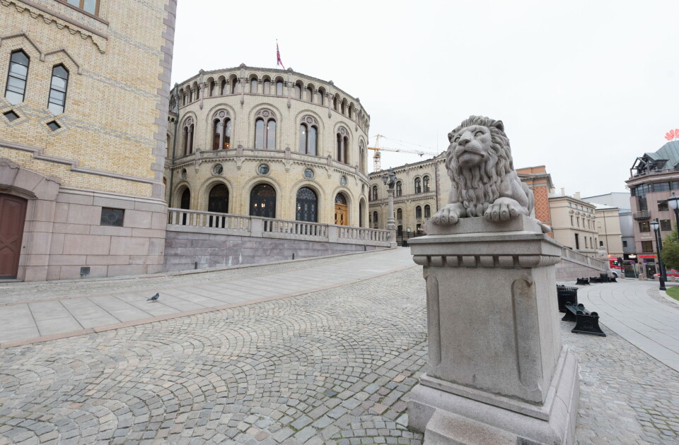 ENDRINGER: Tirsdag ble det vedtatt endringer i helsepersonelloven og pasient- og brukerrettighetsloven. Foto: Arkiv ENDRINGER: Tirsdag ble det vedtatt endringer i helsepersonelloven og pasient- og brukerrettighetsloven. Foto: Arkiv