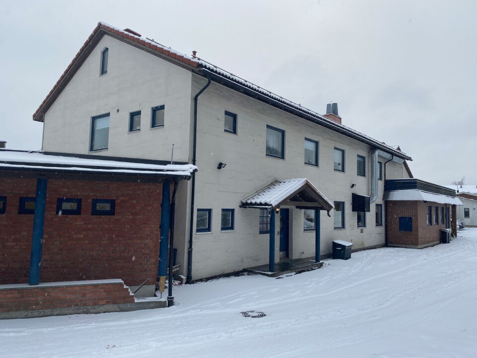 LEGESENTER: Sandefjord kommune har kjøpt opp tre legehjemler ved Landstad legesenter, som etter hvert skal flytte til nye lokaler på et gammelt demenshjem på Lunden som pusses opp (avbildet). Investeringen kommer som et direkte resultat av fastlegekrisen. Foto: Sigfrid Kvasjord LEGESENTER: Sandefjord kommune har kjøpt opp tre legehjemler ved Landstad legesenter, som etter hvert skal flytte til nye lokaler på et gammelt demenshjem på Lunden som pusses opp (avbildet). Investeringen kommer som et direkte resultat av fastlegekrisen. Foto: Sigfrid Kvasjord
