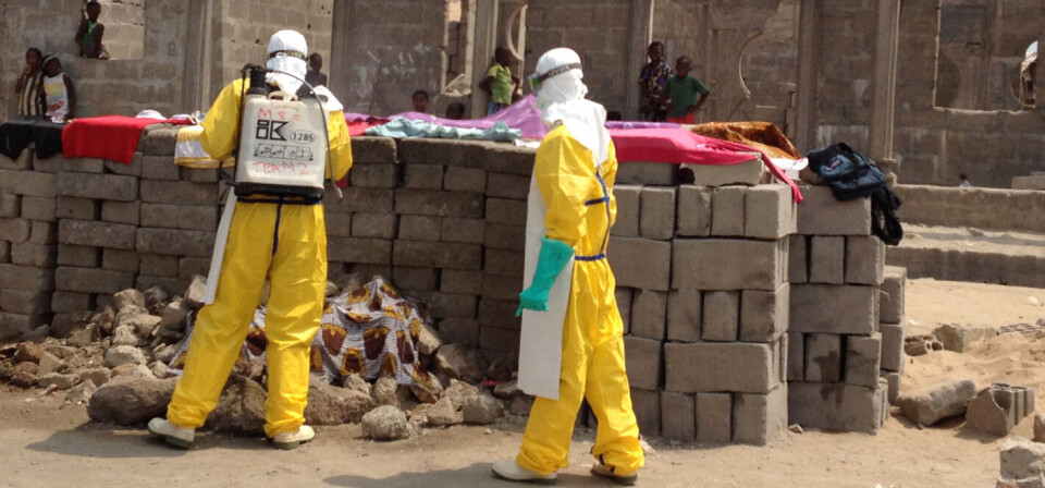 FÆRRE TILFELLER: Det går stadig lenger mellom de nye ebola-tilfellene i Vest-Afrika. Bildet er tatt på Leger Uten Grensers ebola-klinikk i Sierra Leone i vår. Foto: Leger Uten Grenser