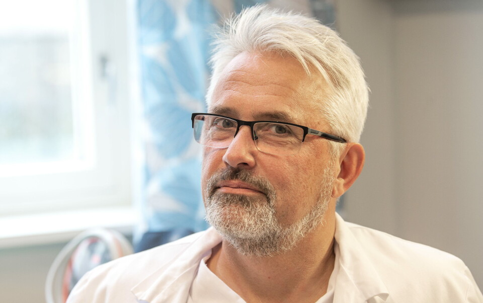 HØYEFFEKTIV BEHANDLING: Professor Kjell Morten Myhr ved Universitetet i Bergen sier at tidlig diagnose, med tidlig oppstart av høyeffektiv behandling, er hovedprinsippet i nye behandlingsretningslinjer for MS. Foto: Marit Hommedal HØYEFFEKTIV BEHANDLING: Professor Kjell Morten Myhr ved Universitetet i Bergen sier at tidlig diagnose, med tidlig oppstart av høyeffektiv behandling, er hovedprinsippet i nye behandlingsretningslinjer for MS. Foto: Marit Hommedal