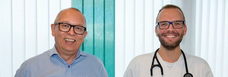 SKAL FORSKE: Herald Reiersen, forskning og innovasjonssjef ved Helgelandssykehuset HF og lungelege Brynjar Andreassen ved Helgelandssykehuset Mo i Rana skal delta i forskningsprosjekt for å finne ut om man kan bruke kunstig intelligens for å oppdage alvorlig covid-19. Foto: