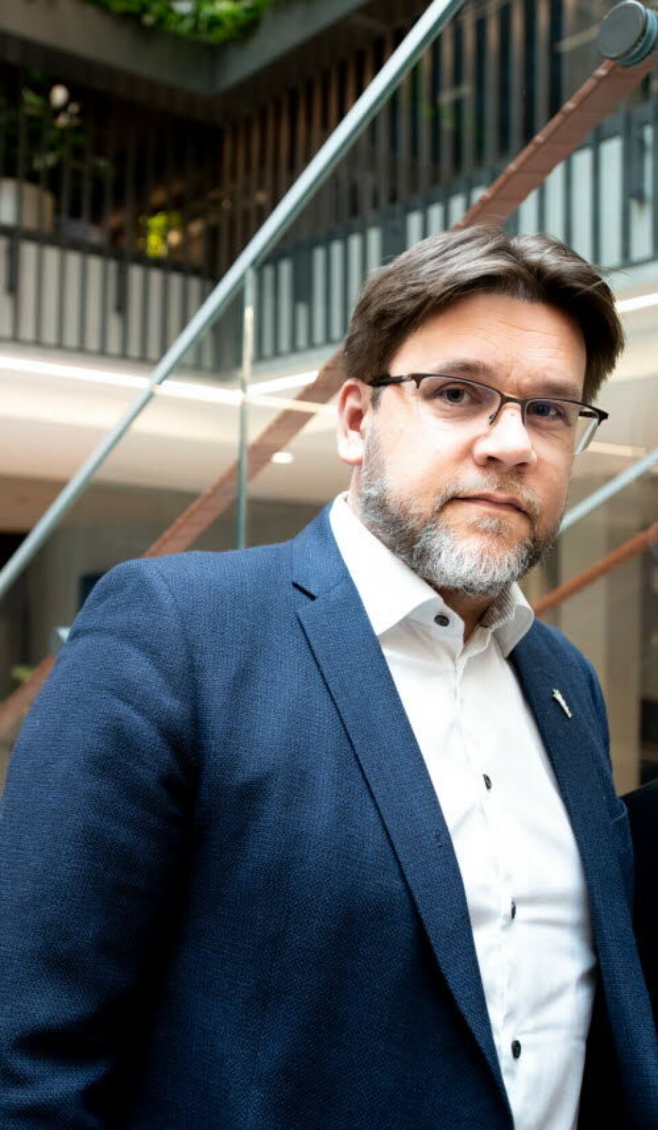 KRITISK TIL TVANG: – Jeg har liten tro på at alle skal inn i den samme formen, men vi er for større valgfrihet tidlig i karrieren, sier Nils Kristian Klev, leder for Allmennlegeforeningen og visepresident i Legeforeningen.
Foto: Vidar Sandnes KRITISK TIL TVANG: – Jeg har liten tro på at alle skal inn i den samme formen, men vi er for større valgfrihet tidlig i karrieren, sier Nils Kristian Klev, leder for Allmennlegeforeningen og visepresident i Legeforeningen.
Foto: Vidar Sandnes