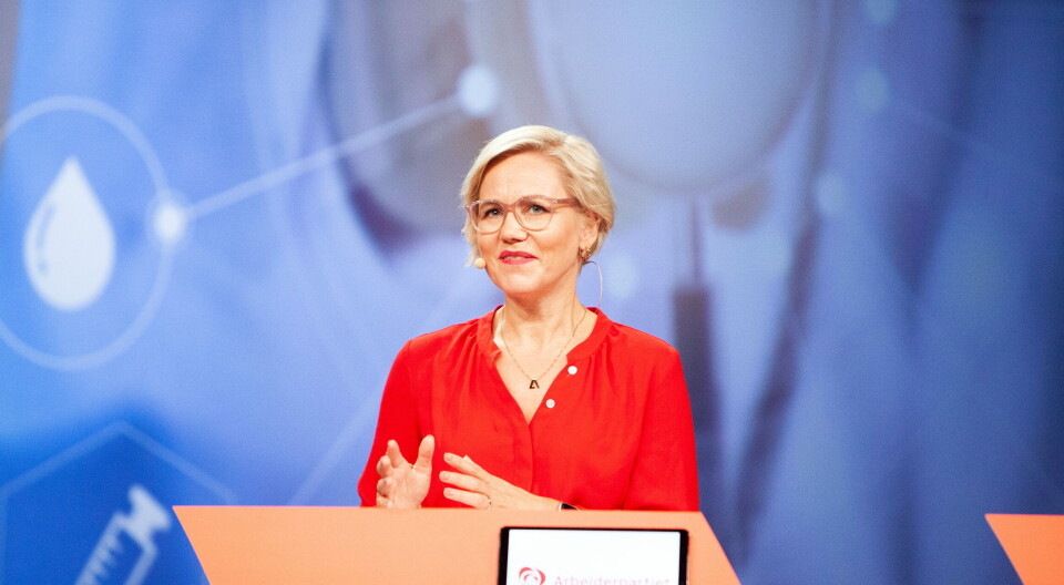 HØY PRIS: Helseminister Ingvild Kjerkol ba ved starten av året om å få vite hva det koster å gi fastleger fast ansettelse. Prislappen kan bli svært høy, viser resultatene. Her er Kjerkol avbildet under Helsedebatten under Arendalsuka i midten av august. Foto: Lars Brock Nilsen HØY PRIS: Helseminister Ingvild Kjerkol ba ved starten av året om å få vite hva det koster å gi fastleger fast ansettelse. Prislappen kan bli svært høy, viser resultatene. Her er Kjerkol avbildet under Helsedebatten under Arendalsuka i midten av august. Foto: Lars Brock Nilsen