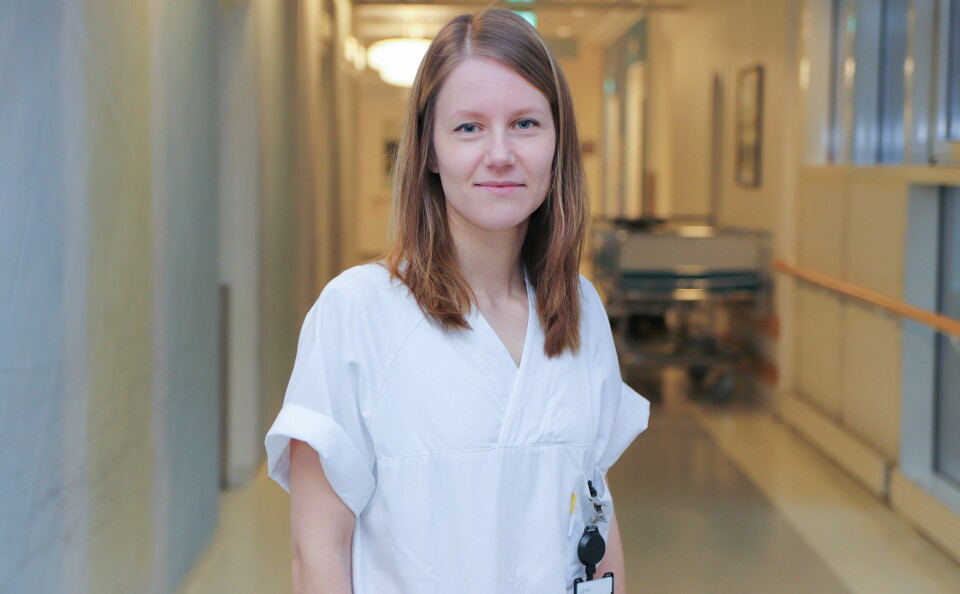 FORSKET PÅ BARNEKREFT: Lotte Olsen disputerte for doktorgraden i medisin ved Universitetet i Tromsø, Norges arktiske universitet (UiT), der hun forsket på nevroblastom. Foto: Jørn Resvoll/UNN