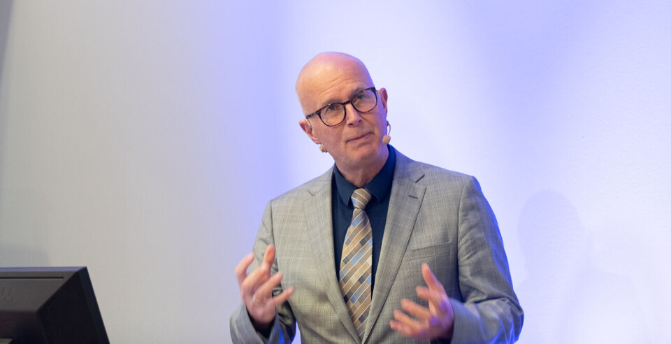 Helsedirektør Bjørn Guldvog ber lederne i helsevesenet følge med på de uforklarlige variasjonene i behandling. Foto: Per Ragnvald Corneliussen