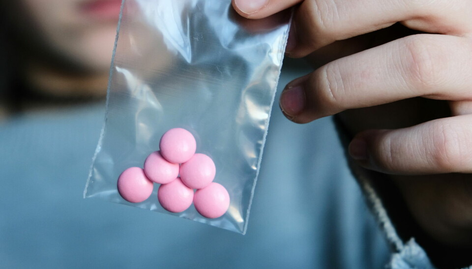 Endringene i forskrift om narkotika etter at syv nye stoffer ble tatt inn i FNs konvensjon om narkotiske stoffer trer i kraft umiddelbart. Illustrasjonsfoto: Getty Images