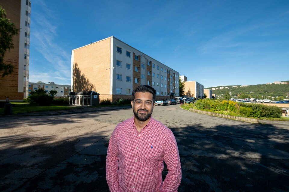 TABUBELAGT: – Fagpersoner som jobber med psykiske lidelser, omtales i flere innvandrermiljøer som «leger for de gale», ifølge psykolog Usman M. Chaudhry ved Rask psykisk helsehjelp (RPH) Stovner. Foto: Vidar sandnes TABUBELAGT: – Fagpersoner som jobber med psykiske lidelser, omtales i flere innvandrermiljøer som «leger for de gale», ifølge psykolog Usman M. Chaudhry ved Rask psykisk helsehjelp (RPH) Stovner. Foto: Vidar sandnes