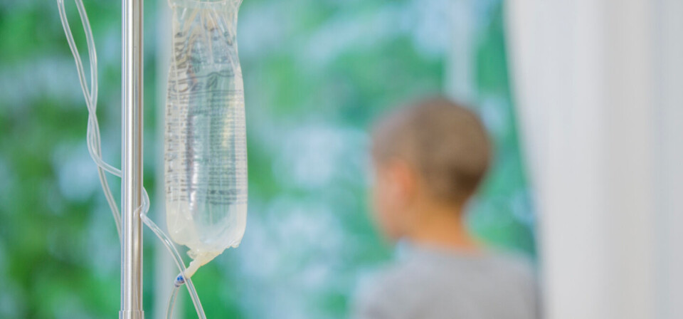 FEILMEDISINERING: Et barn fikk dobbel dose cellegift etter at en lege skrev feil i et manuelt skjema. Illustrasjonsfoto: Getty Images Foto: