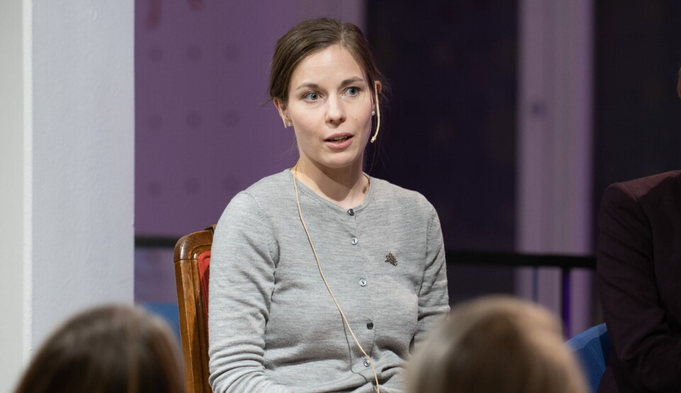 PARADOKS: Kristin Kornelia Utne synes det er paradoksalt at regjeringen prioriterer 30 mye studieplasser i medisin ved Universitetet i Tromsø, samtidig som de kutter i deres muligheter til å spesialisere seg etter endt utdanning. Foto: Vidar Sandnes PARADOKS: Kristin Kornelia Utne synes det er paradoksalt at regjeringen prioriterer 30 mye studieplasser i medisin ved Universitetet i Tromsø, samtidig som de kutter i deres muligheter til å spesialisere seg etter endt utdanning. Foto: Vidar Sandnes