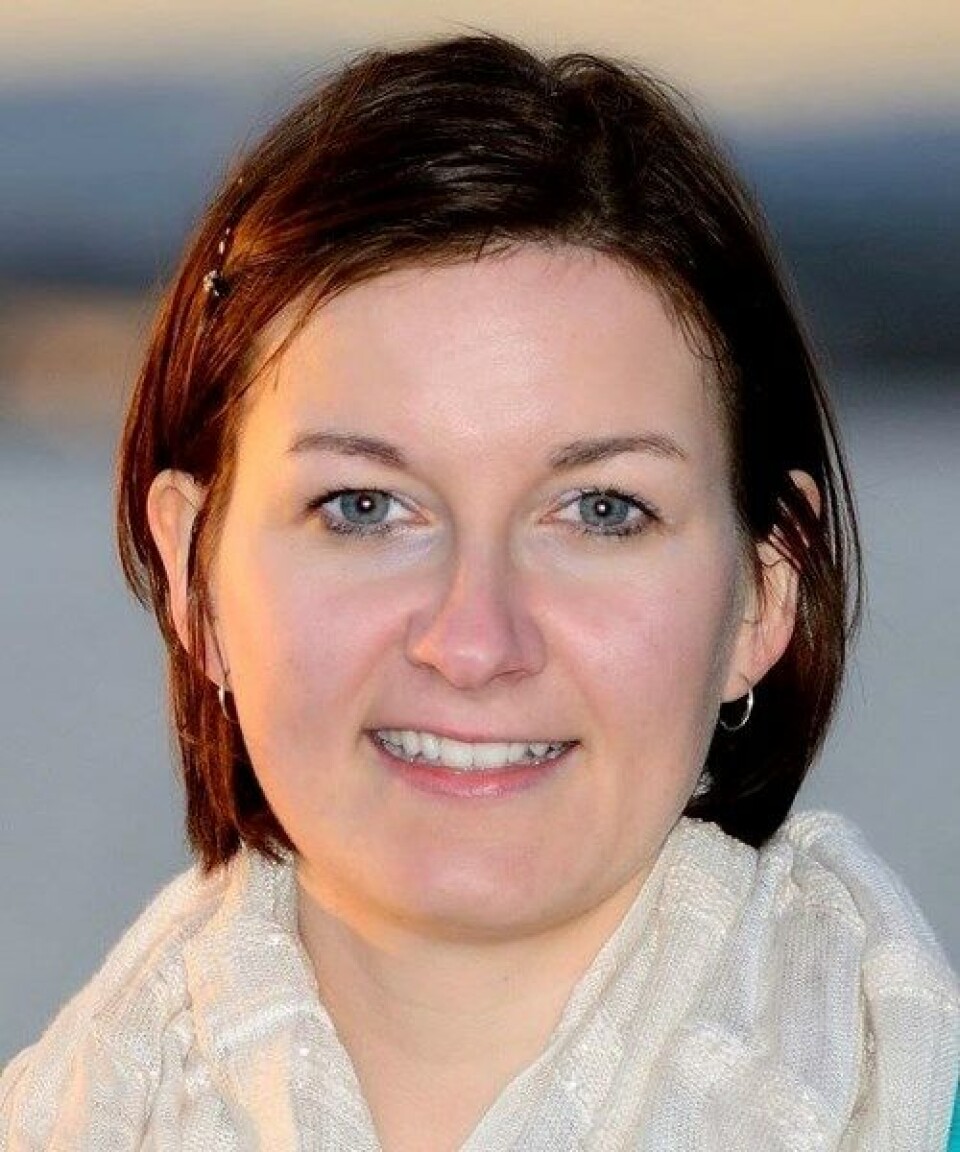 SNAKKER ULIKE SPRÅK: Både faktiske språkforskjeller og ulikheter i hvordan man uttrykker psykiske plager, kan by på utfordringer i møte med fastlegen, har forsker Melanie Straiton ved FHI funnet ut. SNAKKER ULIKE SPRÅK: Både faktiske språkforskjeller og ulikheter i hvordan man uttrykker psykiske plager, kan by på utfordringer i møte med fastlegen, har forsker Melanie Straiton ved FHI funnet ut.