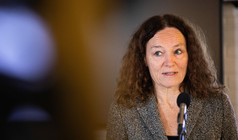 MANGLER DATA: Direktør Camilla Stoltenberg i Folkehelseinstituttet sa på pressekonferansen torsdag at mangelen på dokumentasjon er grunnen til at koronavaksinen til AstraZeneca ikke anbefales for eldre aldersgrupper. Foto: Siri Øverland Eriksen MANGLER DATA: Direktør Camilla Stoltenberg i Folkehelseinstituttet sa på pressekonferansen torsdag at mangelen på dokumentasjon er grunnen til at koronavaksinen til AstraZeneca ikke anbefales for eldre aldersgrupper. Foto: Siri Øverland Eriksen