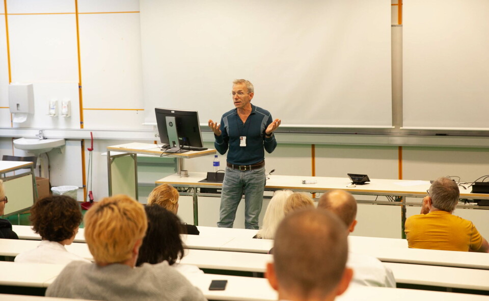 ALVORLIG: Foretaktillitsvalgt for overlegene ved Oslo universitetssykehus, Aasmund Bredeli mener situasjonen rundt varslingsrutinene ved sykehuset er alvorlig. Foto: Lasse Moe