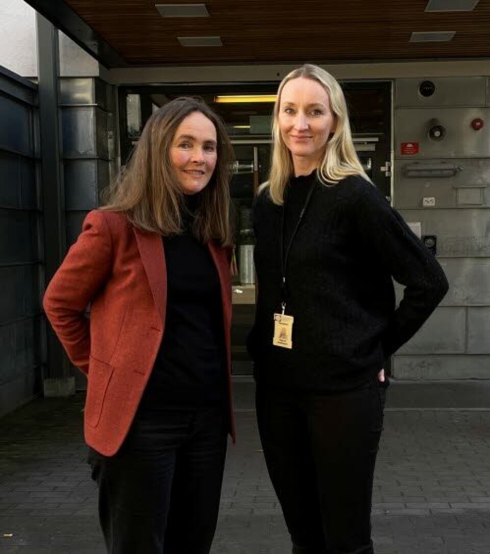 POSITIV ERFARING: Overlege Eva Bonsaksen og spesialsykepleier Sigrun Andresen ved Lovisenberg Diakonale sykehus forteller at erfaringene etter drøyt ett år med «Åpen dør -policy» er positive.
Foto: Henriette Bertheussen Isachsen POSITIV ERFARING: Overlege Eva Bonsaksen og spesialsykepleier Sigrun Andresen ved Lovisenberg Diakonale sykehus forteller at erfaringene etter drøyt ett år med «Åpen dør -policy» er positive.
Foto: Henriette Bertheussen Isachsen