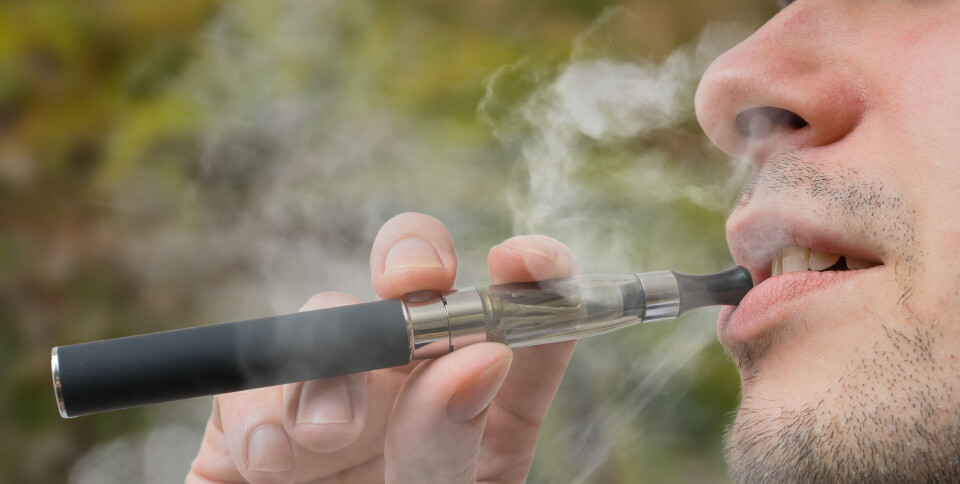 ADVARER: FDA mener det er foruroligende at ungdom bruker e-sigaretter. Foto: Thinkstock Photos