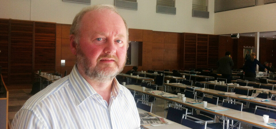 BEDRE BETALING: – Jeg unner bedre betaling til leger med mange helgevakter, sier Steinar Hunskår, forskningsleder ved Nasjonalt kompetansesenter for legevaktmedisin. Foto: Arkiv