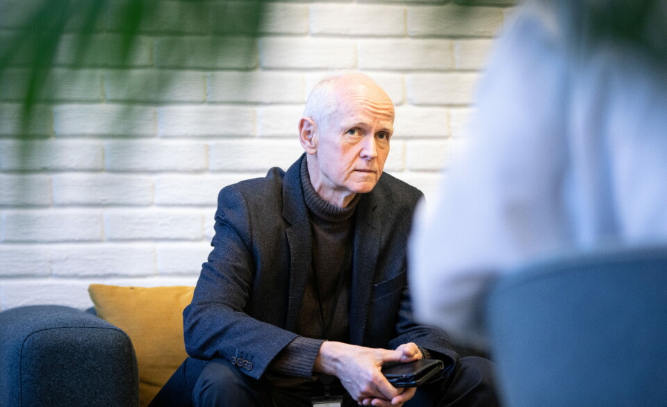 SENEST I APRIL: – Dersom vaksinen blir godkjent, håper vi på leveranser så snart som mulig og i hvert fall i april, mai og juni, skriver smitteverndirektør Geir Bukholm ved Folkehelseinstituttet. Foto: Siri Øverland Eriksen SENEST I APRIL: – Dersom vaksinen blir godkjent, håper vi på leveranser så snart som mulig og i hvert fall i april, mai og juni, skriver smitteverndirektør Geir Bukholm ved Folkehelseinstituttet. Foto: Siri Øverland Eriksen