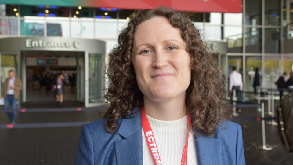 E-POSTERE: – Det er veldig kjekt å være på kongress igjen, sier Hilde Norborg. Hun presenterte to e-postere under årets ECTRIMS kongress. Foto: Michael Chr. A. Simonsen E-POSTERE: – Det er veldig kjekt å være på kongress igjen, sier Hilde Norborg. Hun presenterte to e-postere under årets ECTRIMS kongress. Foto: Michael Chr. A. Simonsen