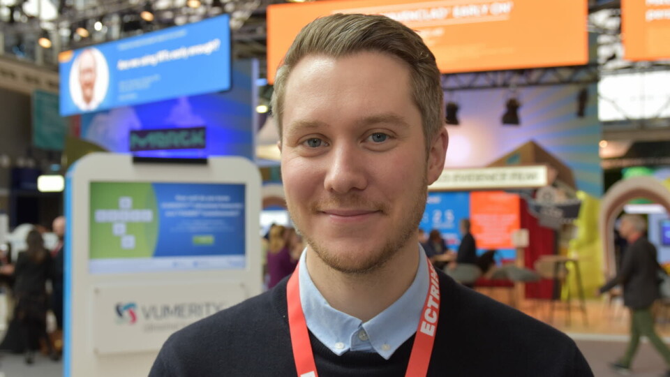 Foreleste: – Det var både nervepirrende, spennende og givende å få lov til å presentere det jeg virkelig interesserer meg for, sier Thomas Dahl Klyve til Dagens Medisin etter presentasjonen. Foto: Michael Chr. A. Simonsen Foreleste: – Det var både nervepirrende, spennende og givende å få lov til å presentere det jeg virkelig interesserer meg for, sier Thomas Dahl Klyve til Dagens Medisin etter presentasjonen. Foto: Michael Chr. A. Simonsen