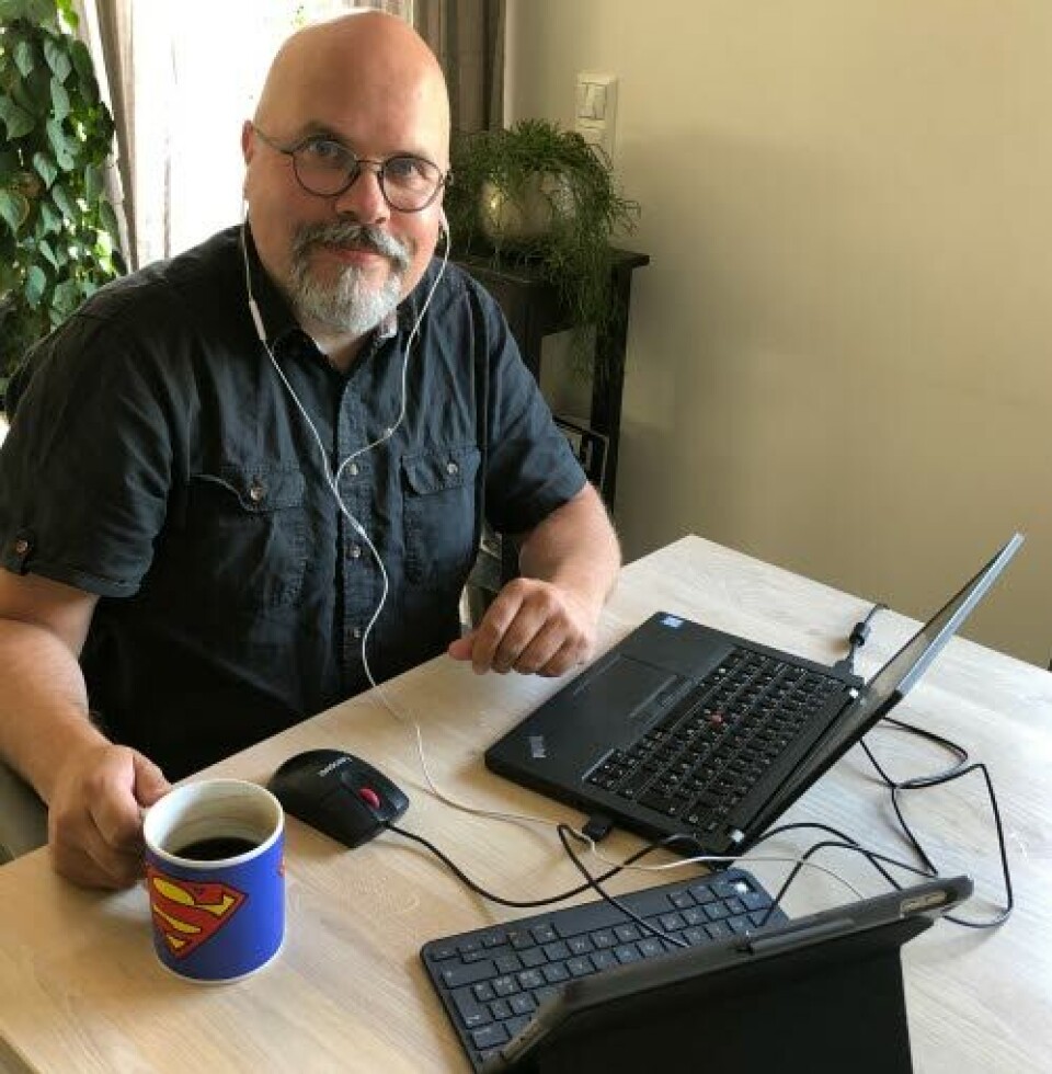 SUPERMANN: – Jeg sliter litt med å skille jobb-tid og fritid, og må bli flinkere til å koble helt av når jeg faktisk skal ha fri, sier Hans Petter Strifeldt, kommunikasjonsdirektør i MSD.